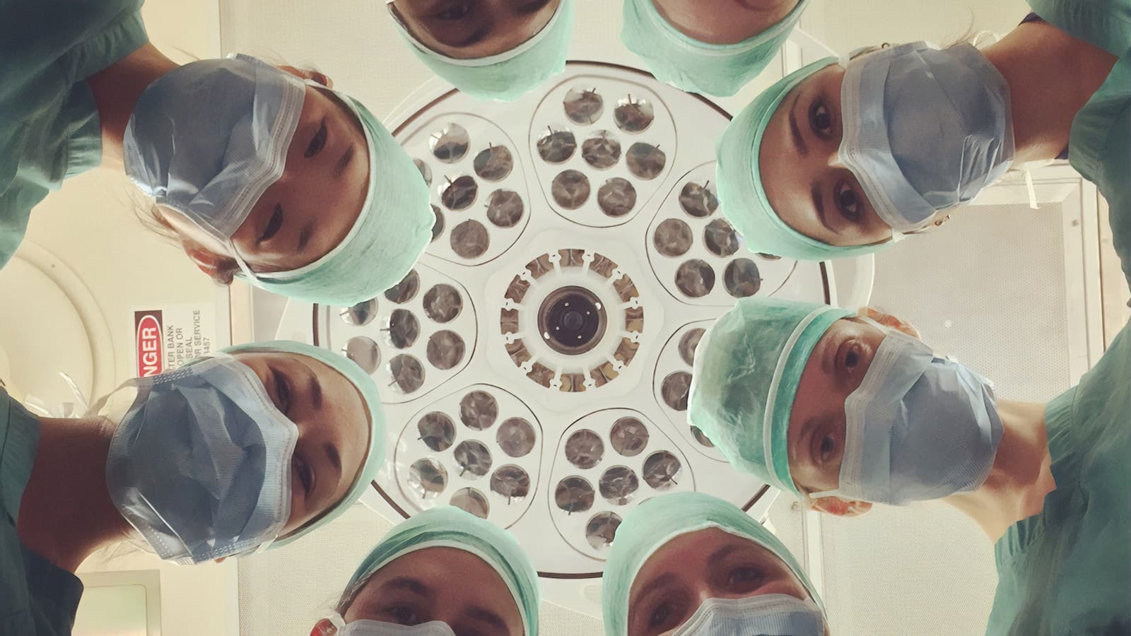 How AI Is Transforming the Healthcare Industry